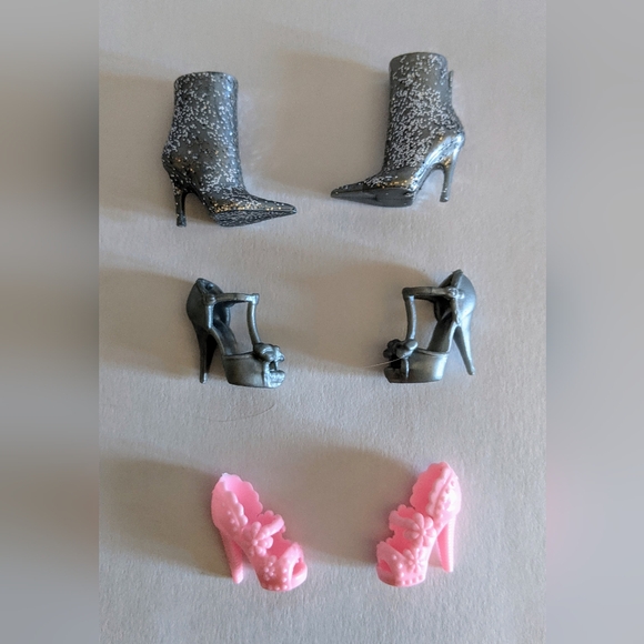 Barbie Shoes Lot - Picture 9 of 13